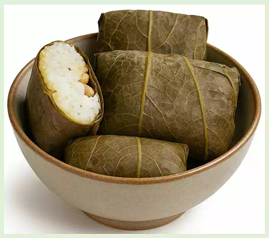 Korean Temple Food : Explore Traditional Vegan Food 11 09Traditional Korean Vegan Food_Korean Temple Food_Lotus Leaf RiceSticky rice