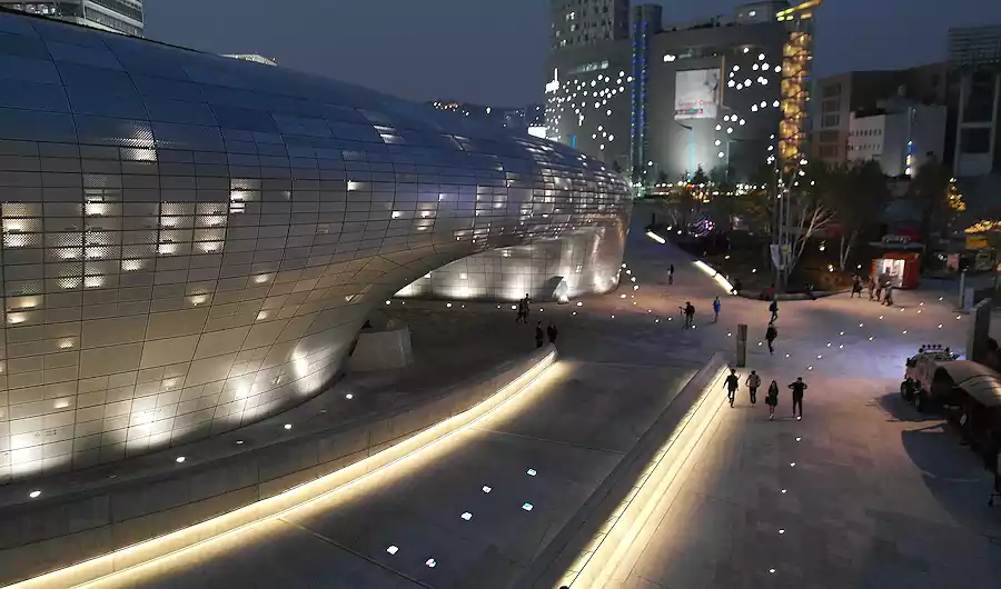 Discover Seoul Night View Powered by Smart Lighting technology Innovation 3 Seoul night view_Smart lighting technology1_2Human-Centered Lighting
