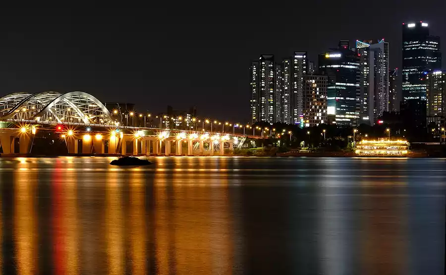 Discover Seoul Night View Powered by Smart Lighting technology Innovation 4 Seoul night view_Smart lighting technology1_3easonal and Time-Based