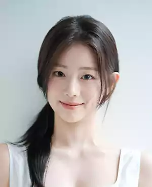 Pro Bono Kdrama Cast Revealed – A Powerful Kdrama About Lawyers Fighting for Justice 13 Pro Bono Kdrama cast_Kdrama about lawyers6_3Yoon (Judicial Clerk) (played by Chae Seo-a