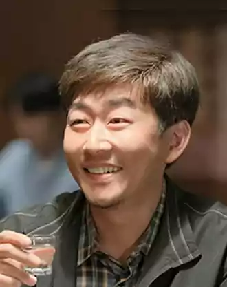 Pro Bono Kdrama Cast Revealed – A Powerful Kdrama About Lawyers Fighting for Justice 15 Pro Bono Kdrama cast_Kdrama about lawyers7_2Kim Joo-seop (played by Yeon Je-wook))