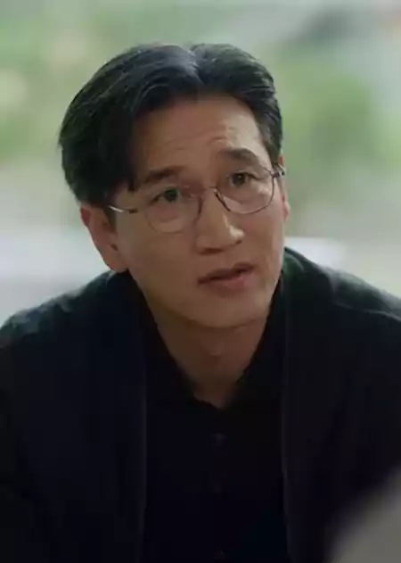 Spring Fever Kdrama cast: Full Cast, Characters & Relationships | tvN, 2026 14 Spring Fever Kdrama cast_Spring Fever Plot4_2Yoon Jeong-gi_played by Jo Seung-yeon