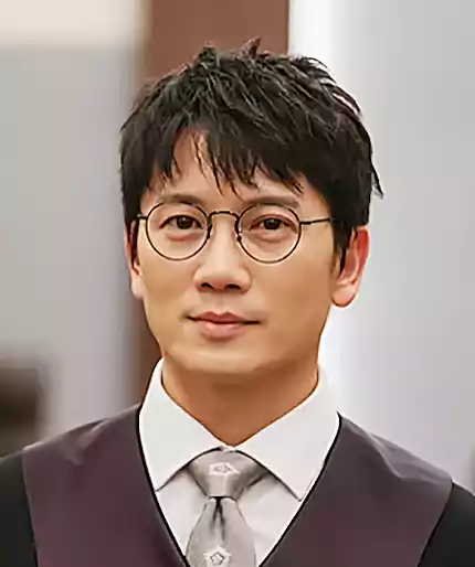 The Judge Returns Cast & Episode Guide: Full Character List (2026) 3 The Judge Returns Cast_episode guide_character2_1Lee Han-young_played by Ji Sung
