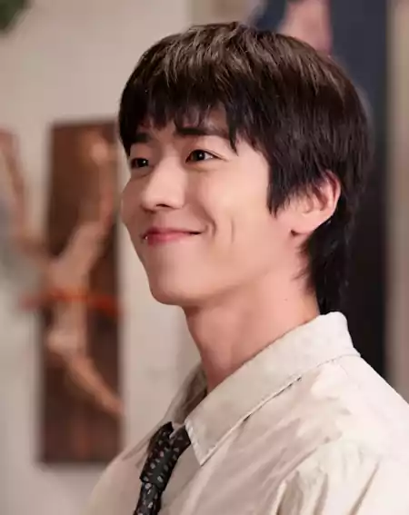 In Your Radiant Season Cast & Characters: Complete K-Drama Guide 3 In Your Radiant Season cast_In Your Radiant Season plot summary2_1_2Sun Woo-chan_played by Chae Jong-hyeop