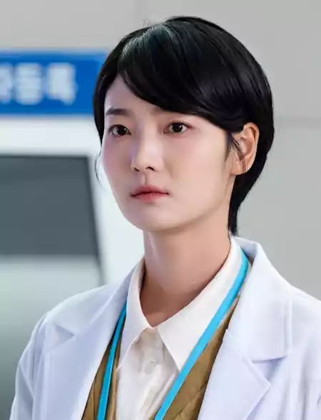 In Your Radiant Season Cast & Characters: Complete K-Drama Guide 19 In Your Radiant Season cast_In Your Radiant Season plot summary2_5_5Cha Su-jin_played by Lee Ju-yeon