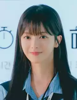 Our Universe K-Drama: Cast, Plot Summary, Episodes, and Character Chart 4 Our Universe K-Drama_Our Universe cast2_1_2Woo Hyunjin_played by Roh Jeong-eui