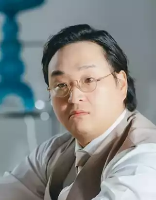 Our Universe K-Drama: Cast, Plot Summary, Episodes, and Character Chart 15 Our Universe K-Drama_Our Universe cast2_5_2Jo Museong_played by Koo Sung-hwan