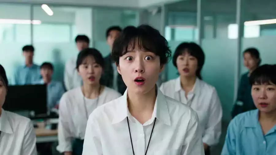 What Is Kkondae? Understanding Seniority in Korean Office Culture 6 What Is Kkondae_Korean office culture5_YoungerReact