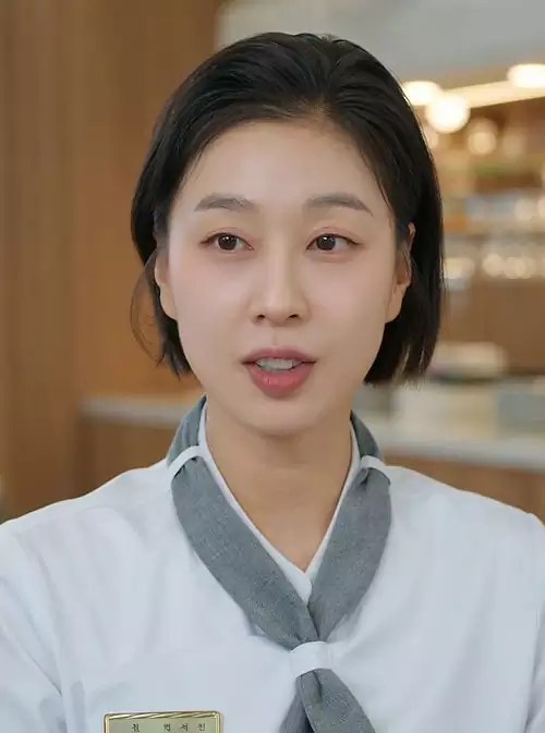 The Practical Guide to Love Cast: Complete Guide to Plot and Themes | 미혼 남녀의 효율적 만남 12 The Practical Guide to Love Cast2_8Park Seo-bin_played by Park Ji-yeon