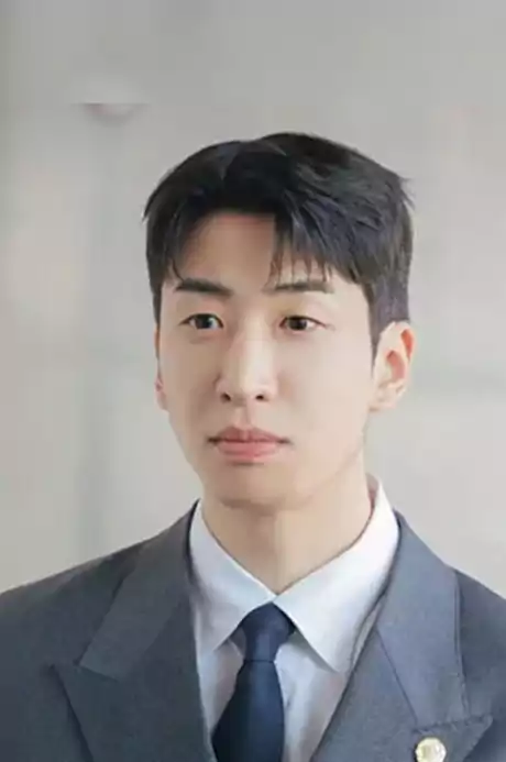Who is Who in the Perfect Crown Cast: An In-depth Look at '21세기 대군부인' 6 Perfect Crown Cast2_1Choi Hyun_Played by Yoo Su-bin