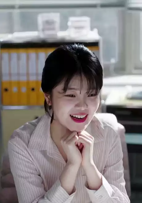 Who is Who in the Perfect Crown Cast: An In-depth Look at '21세기 대군부인' 12 Perfect Crown Cast3_2Park Seung-hee_Played by Park Ji-ye